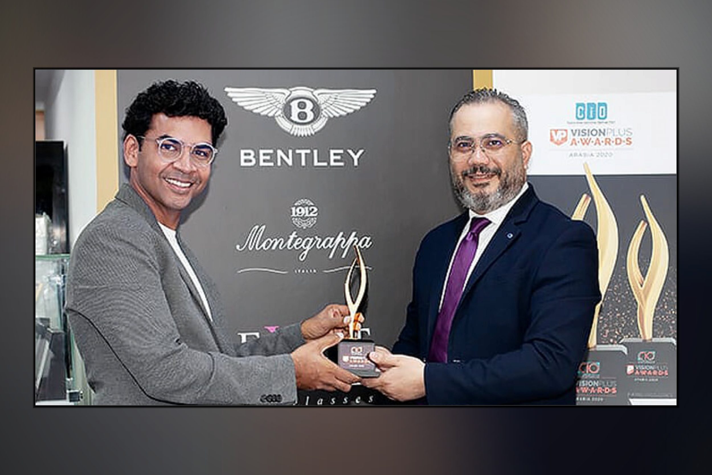 Kinh cao cap Bentley