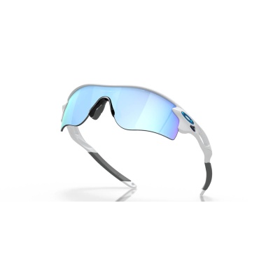 Kính mát Oakley OO9206 92 38
